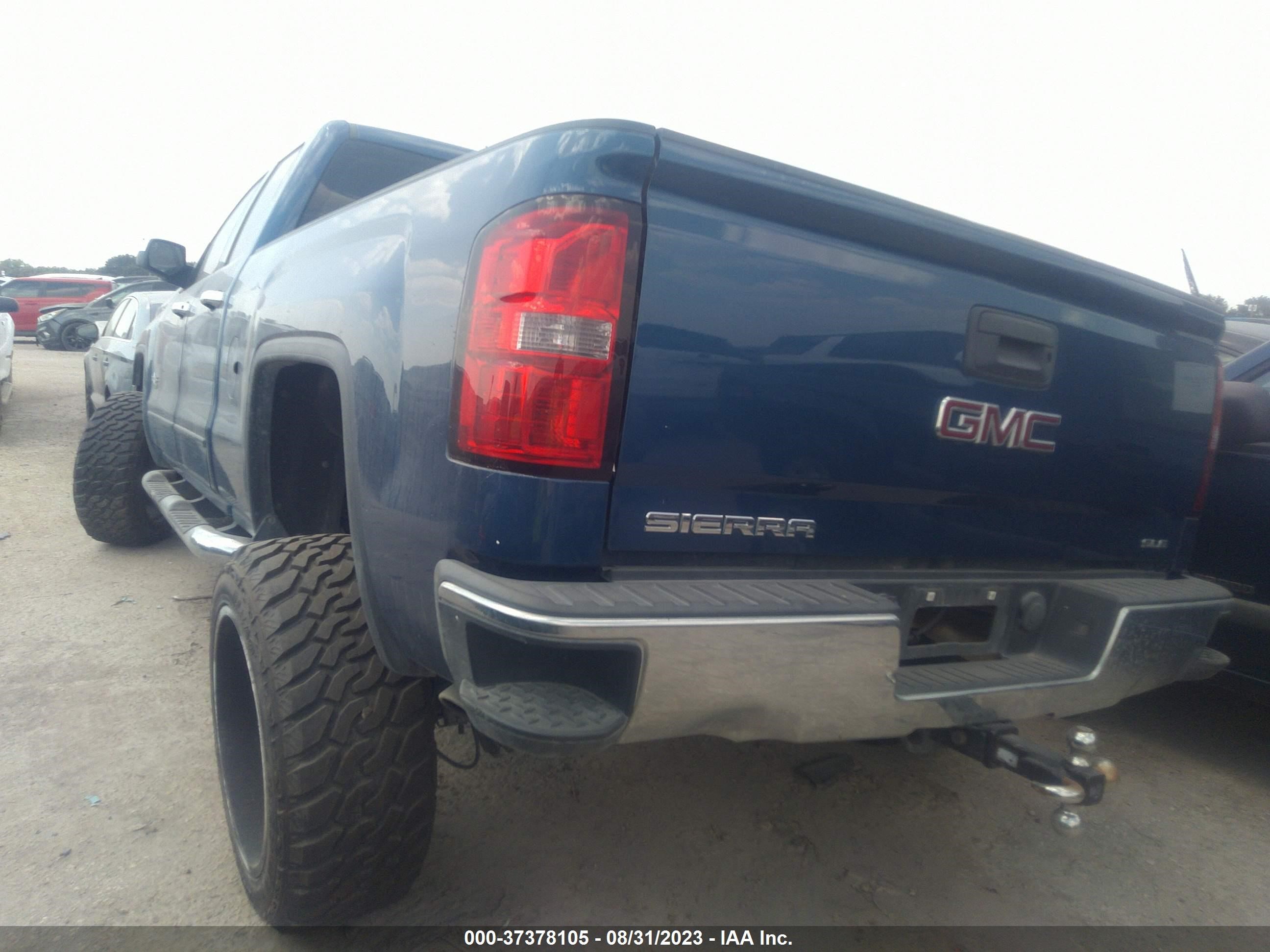 Photo 2 VIN: 1GTR1UEC9FZ337401 - GMC SIERRA 