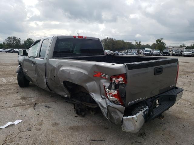 Photo 2 VIN: 1GTR1VE00DZ339742 - GMC SIERRA C15 