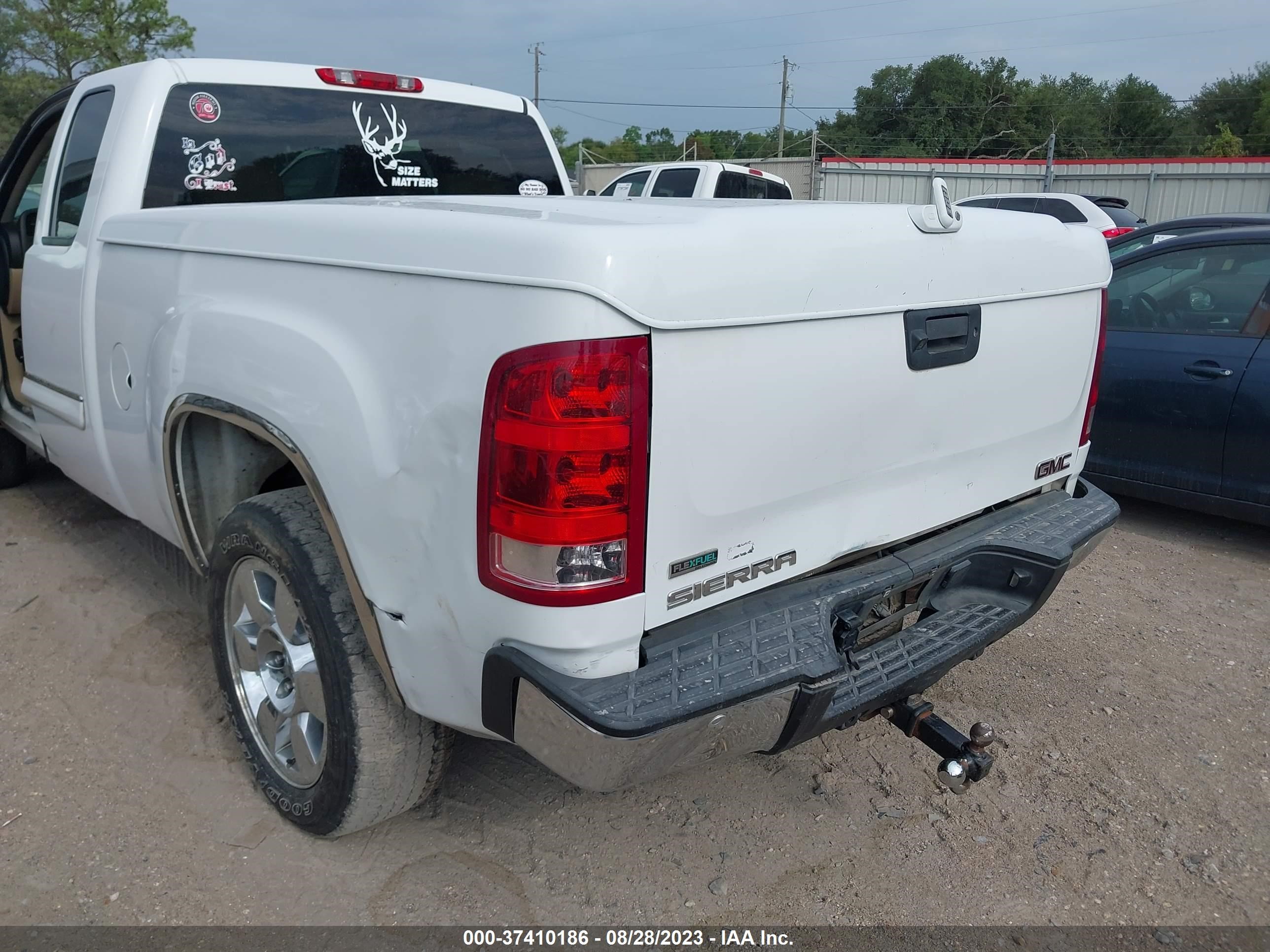 Photo 5 VIN: 1GTR1VE02BZ207532 - GMC SIERRA 