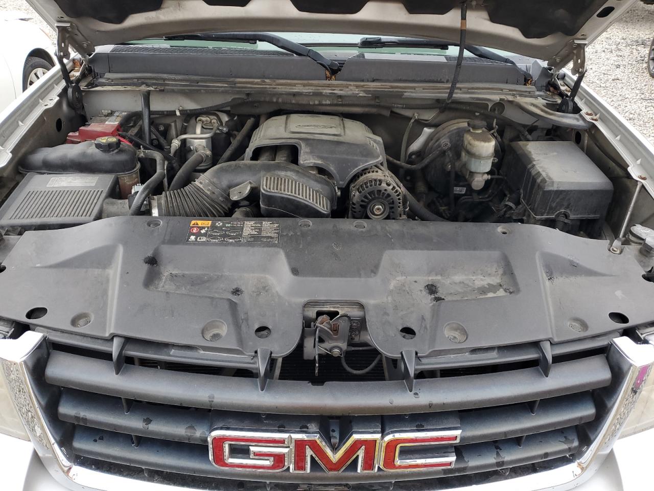 Photo 10 VIN: 1GTR1VE07BZ307268 - GMC SIERRA 