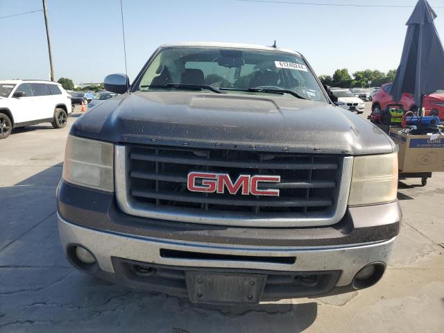 Photo 4 VIN: 1GTR1VE09BZ122879 - GMC SIERRA 