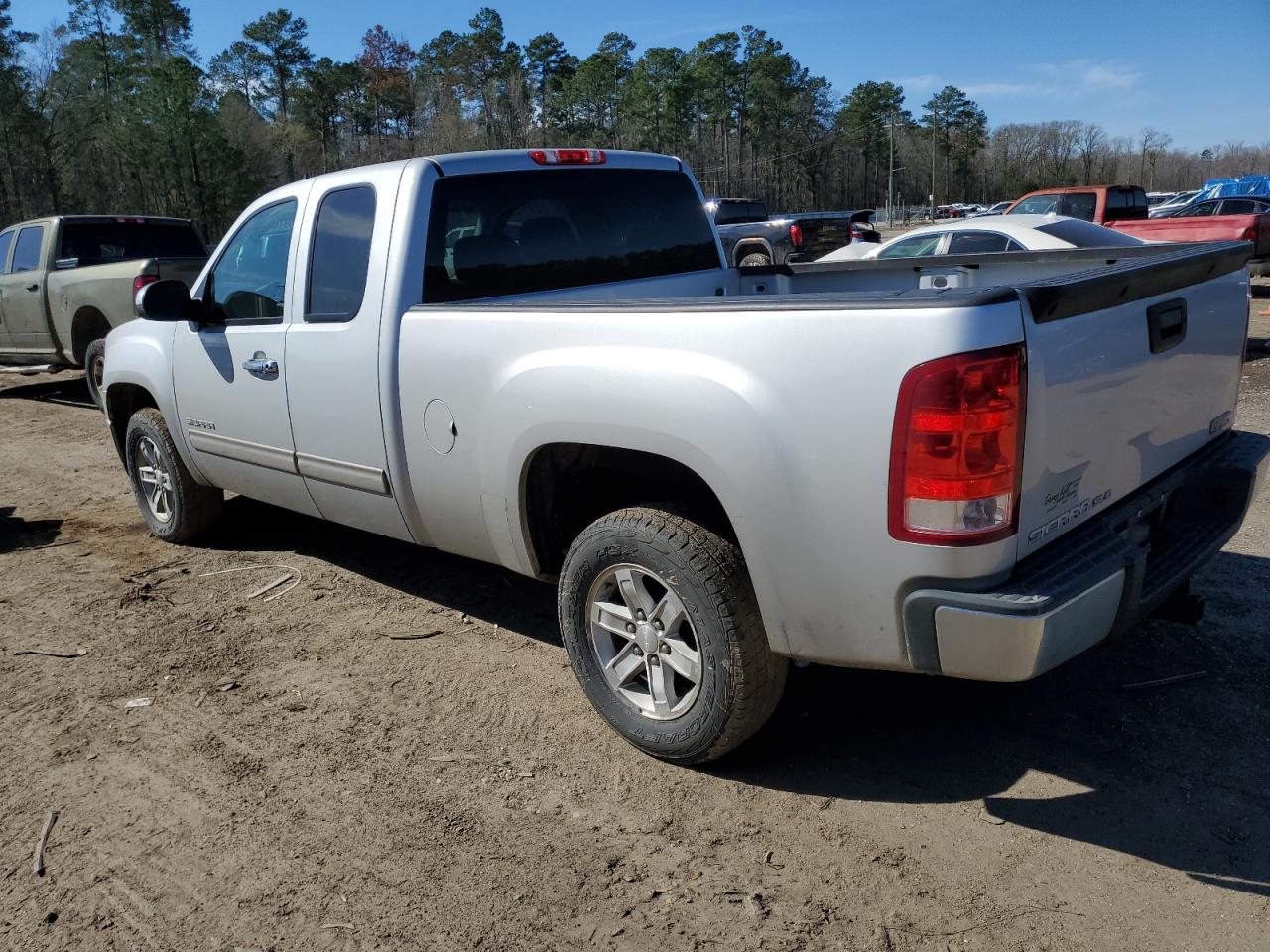 Photo 1 VIN: 1GTR1VE09DZ240787 - GMC SIERRA 