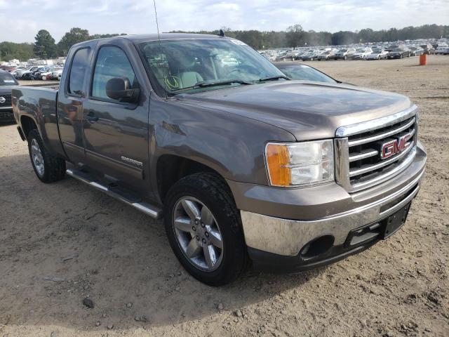 Photo 8 VIN: 1GTR1VE0XDZ218667 - GMC SIERRA C15 