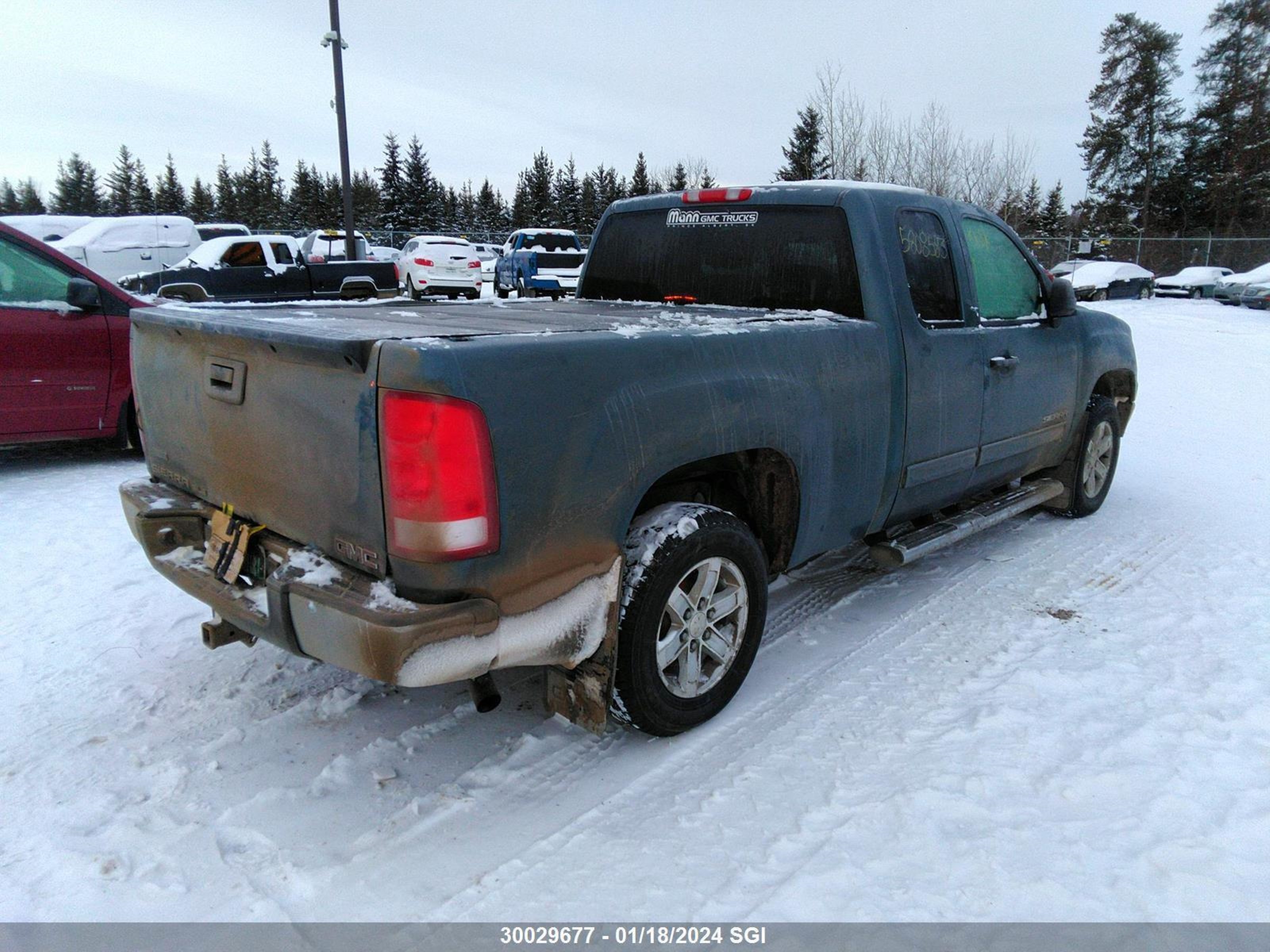 Photo 3 VIN: 1GTR1VEA9BZ227933 - GMC SIERRA 