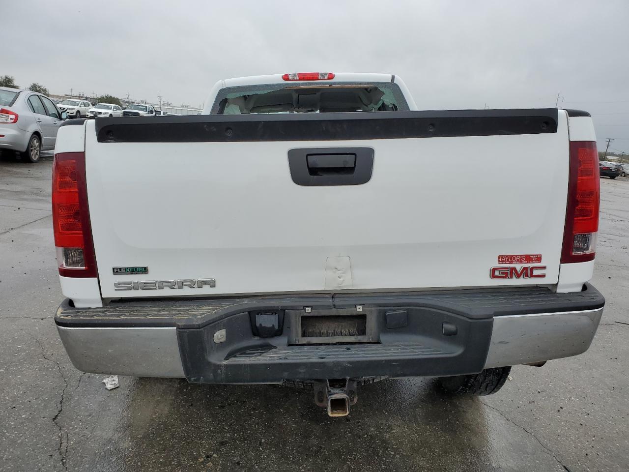 Photo 5 VIN: 1GTR2TE39BZ285799 - GMC SIERRA 