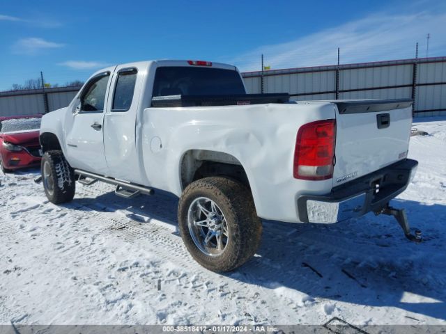 Photo 2 VIN: 1GTR2TE3XBZ270454 - GMC SIERRA 1500 