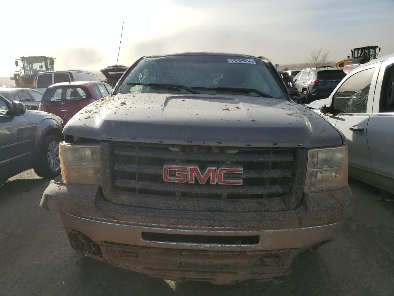 Photo 4 VIN: 1GTR2TEA9CZ341210 - GMC SIERRA 