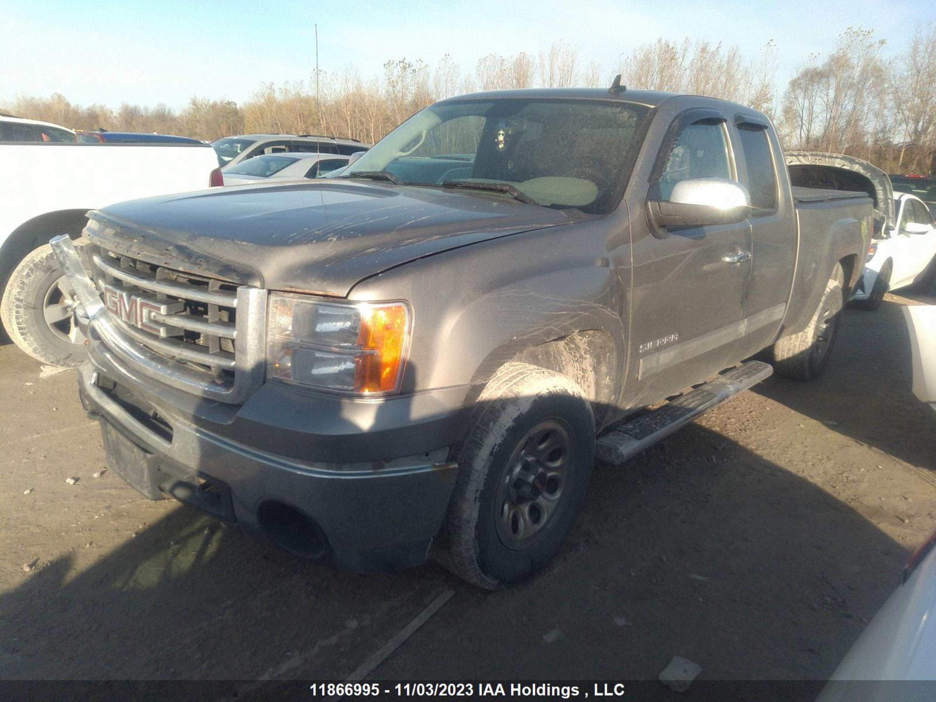 Photo 1 VIN: 1GTR2UEA6DZ387486 - GMC SIERRA 