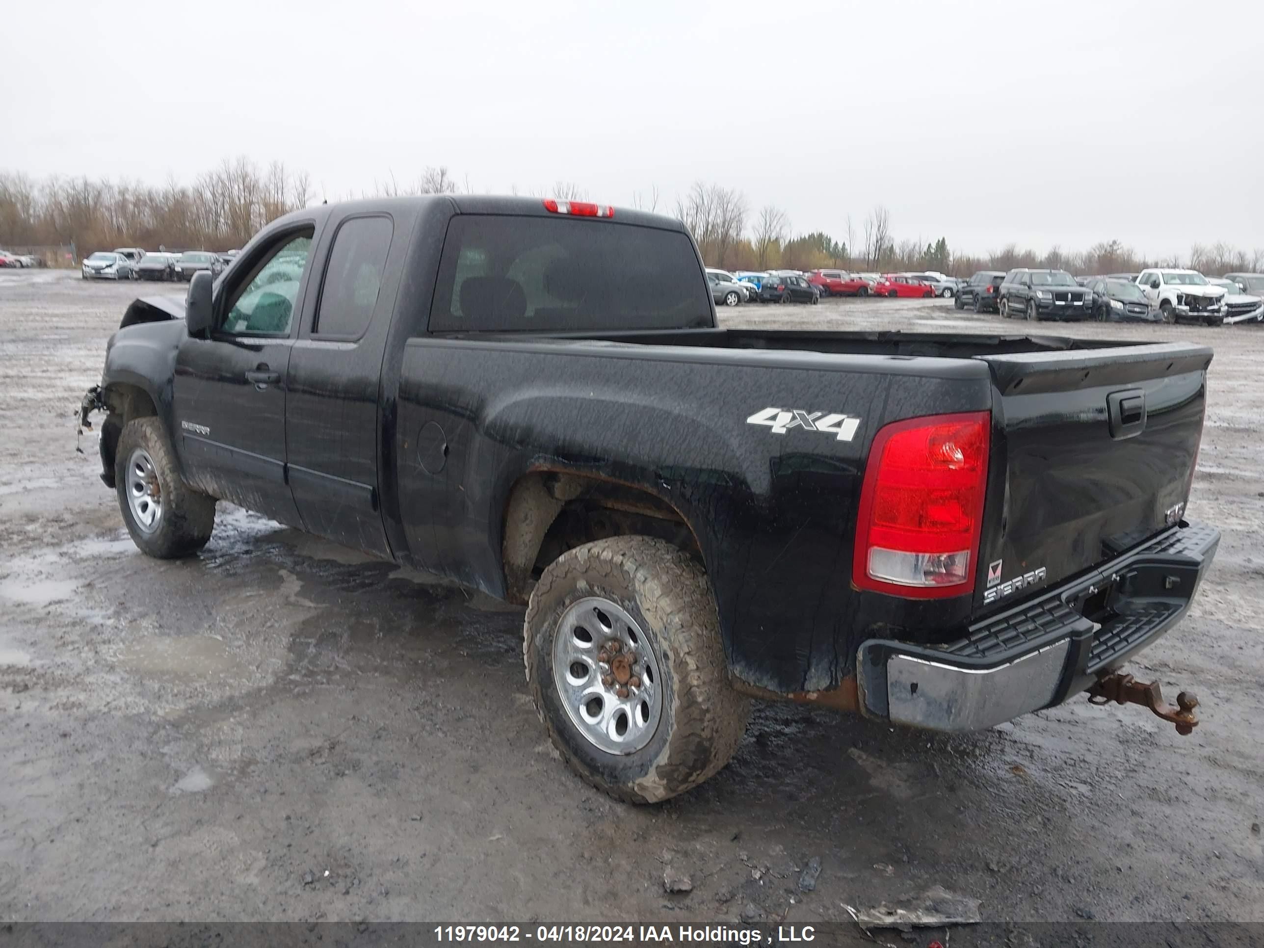 Photo 2 VIN: 1GTR2UEA8DZ151146 - GMC SIERRA 