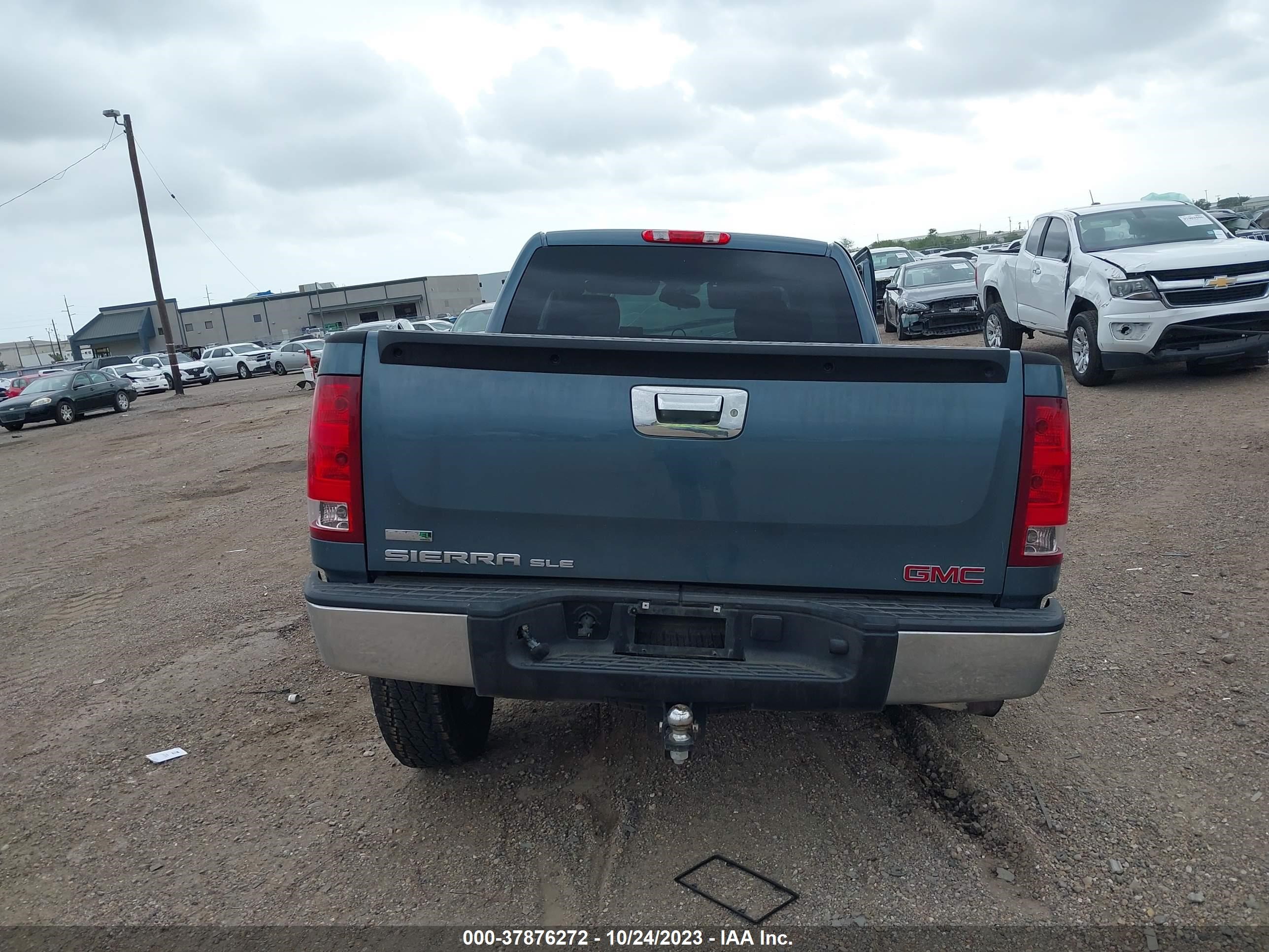 Photo 14 VIN: 1GTR2VE30BZ457021 - GMC SIERRA 