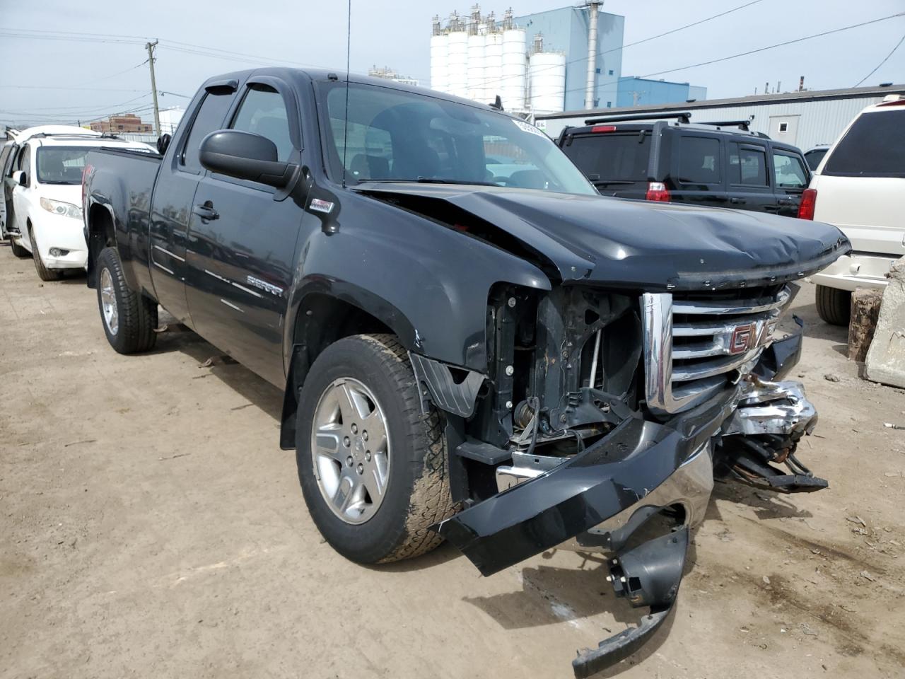 Photo 3 VIN: 1GTR2VE31BZ235118 - GMC SIERRA 