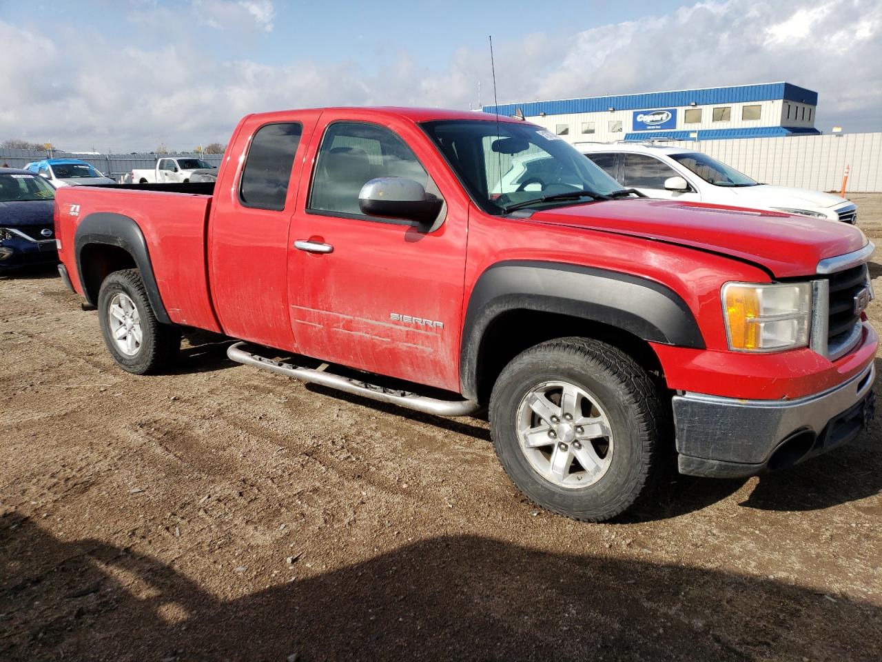 Photo 3 VIN: 1GTR2VE33BZ389877 - GMC SIERRA 