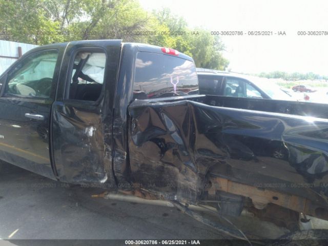 Photo 5 VIN: 1GTR2VE34BZ443932 - GMC SIERRA 1500 