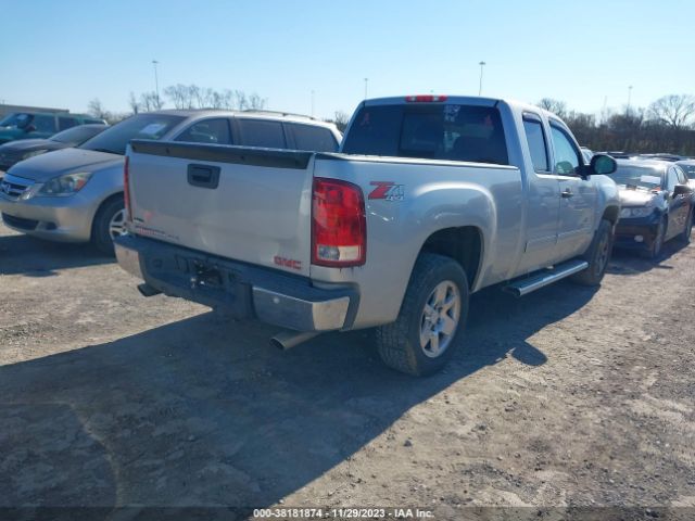 Photo 3 VIN: 1GTR2VE36BZ219741 - GMC SIERRA 1500 