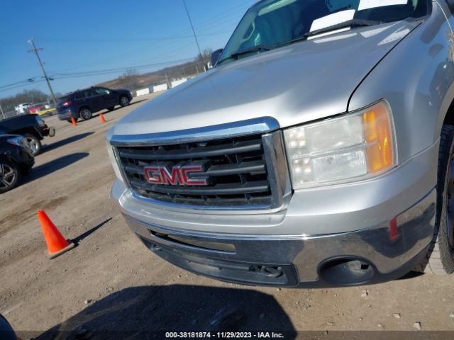 Photo 5 VIN: 1GTR2VE36BZ219741 - GMC SIERRA 1500 