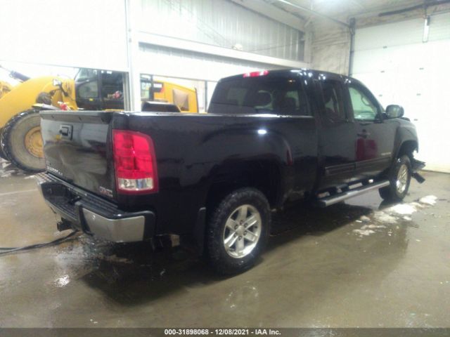 Photo 3 VIN: 1GTR2VE36BZ243277 - GMC SIERRA 