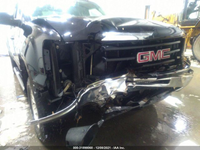 Photo 5 VIN: 1GTR2VE36BZ243277 - GMC SIERRA 