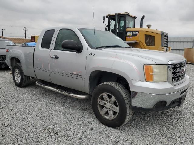 Photo 3 VIN: 1GTR2VE38BZ139163 - GMC SIERRA 