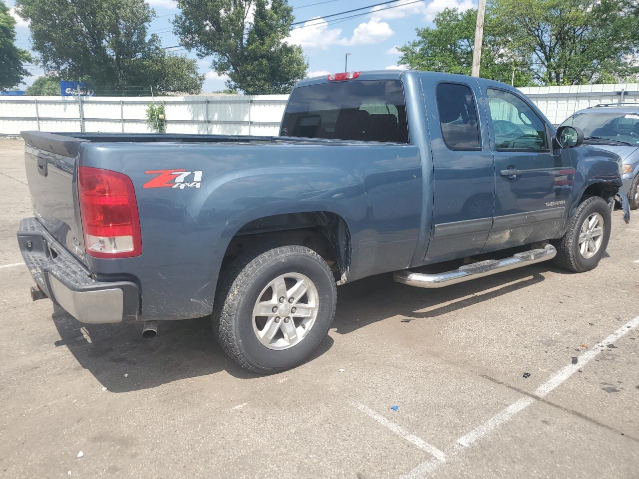 Photo 2 VIN: 1GTR2VE3XBZ164064 - GMC SIERRA 