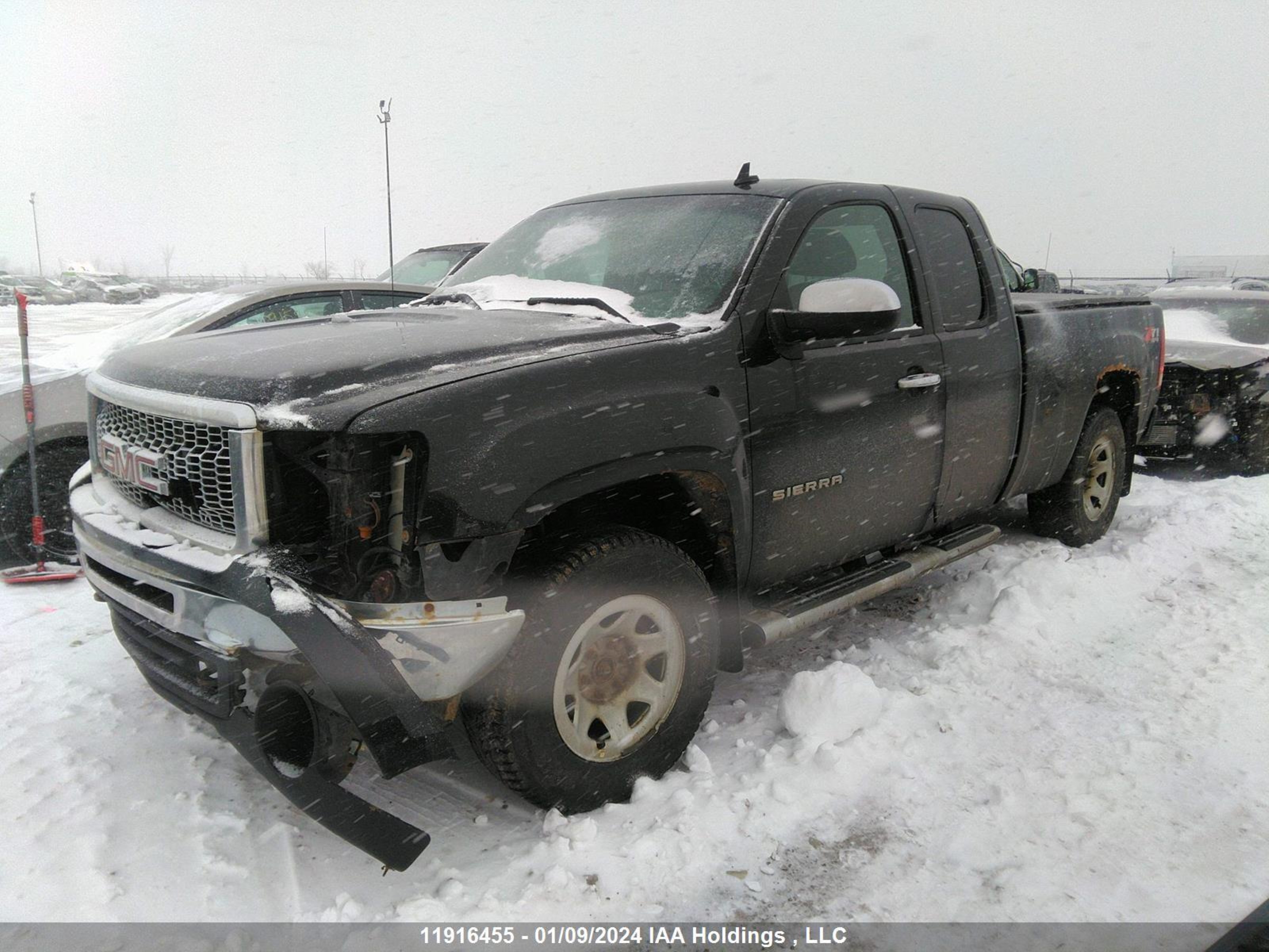 Photo 1 VIN: 1GTR2VE3XBZ199025 - GMC SIERRA 