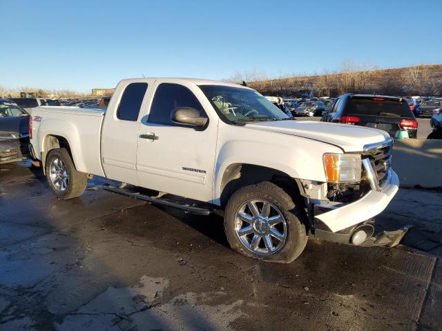 Photo 3 VIN: 1GTR2VE3XBZ250149 - GMC SIERRA 