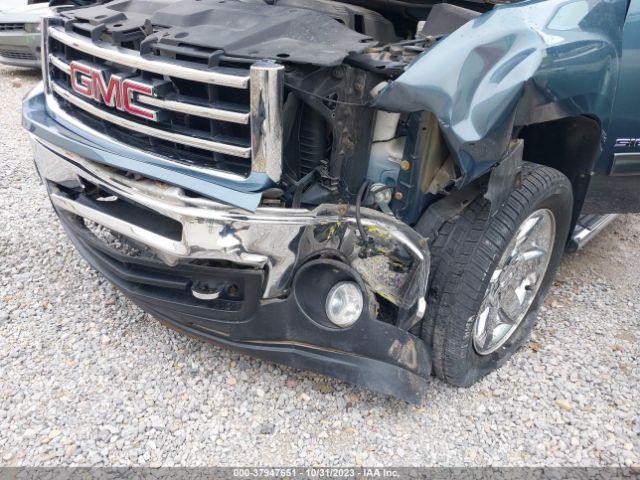 Photo 5 VIN: 1GTR2VE71CZ268270 - GMC SIERRA 1500 