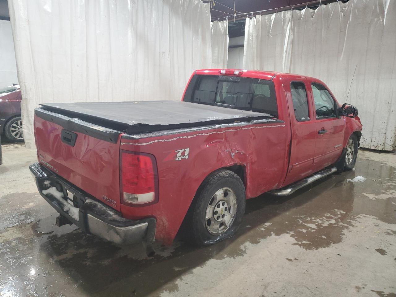 Photo 2 VIN: 1GTR2VE72CZ160658 - GMC SIERRA 