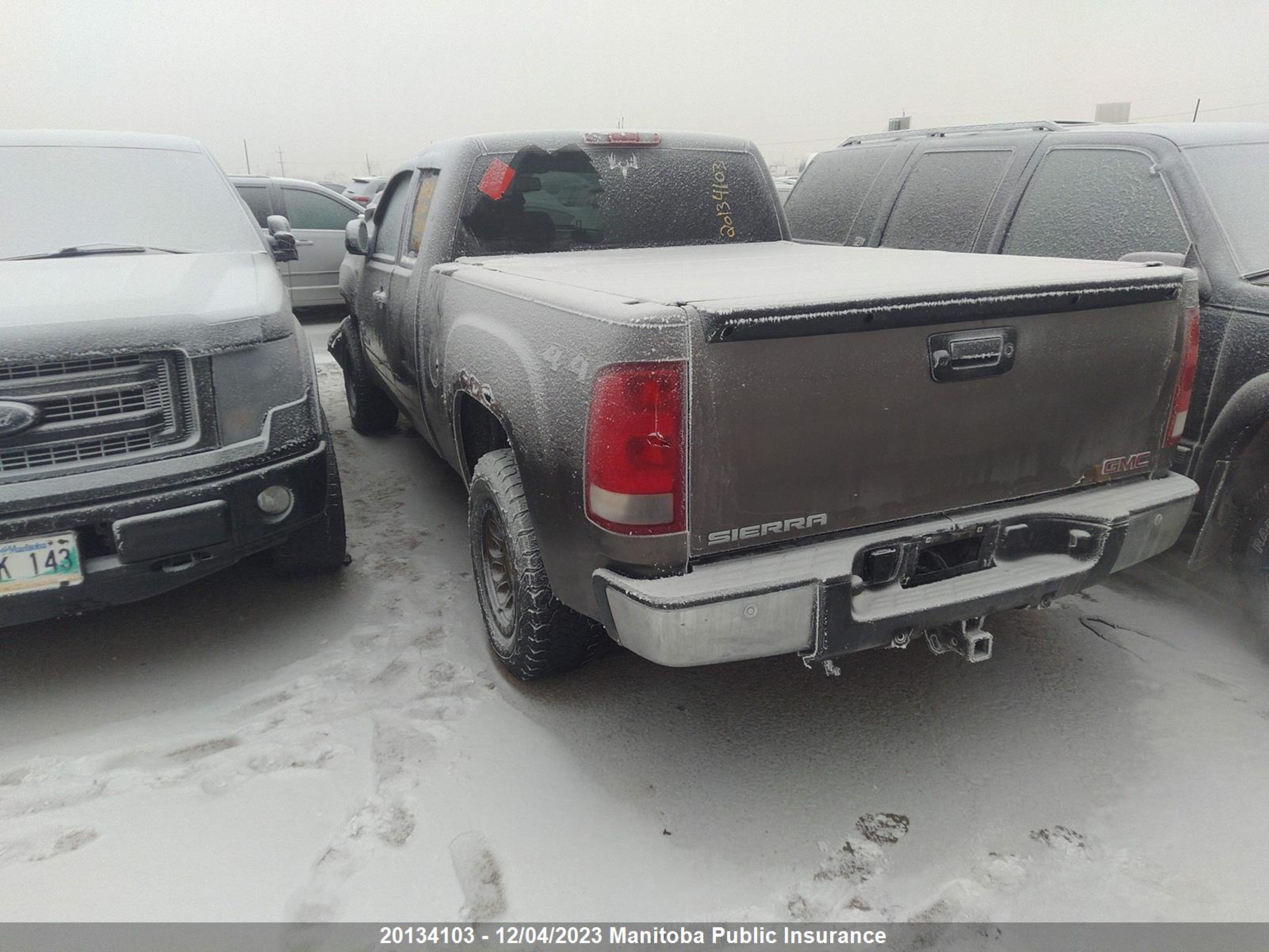 Photo 2 VIN: 1GTR2VE72DZ218138 - GMC NULL 