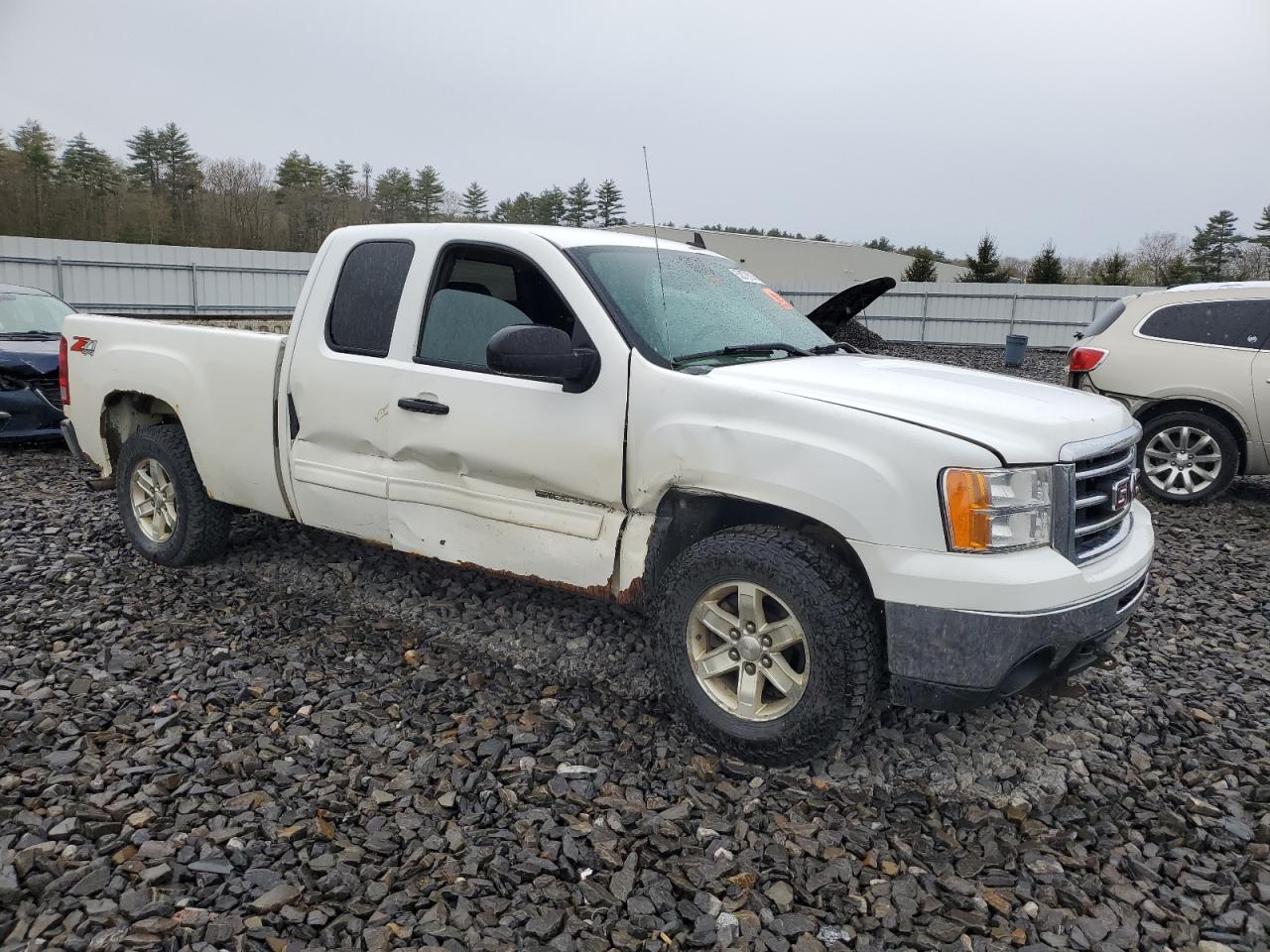 Photo 3 VIN: 1GTR2VE72DZ279814 - GMC SIERRA 