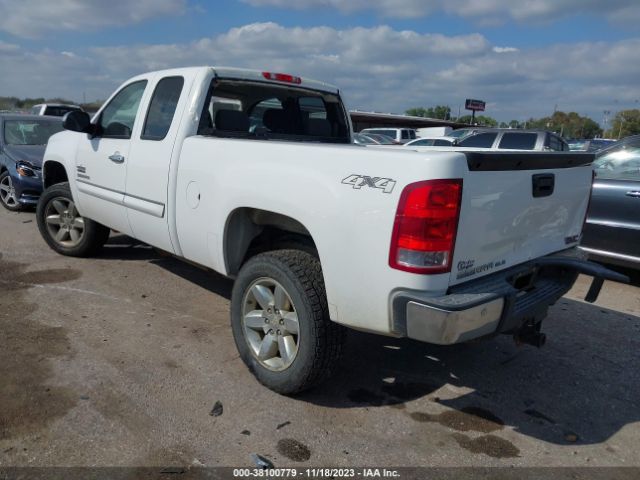 Photo 2 VIN: 1GTR2VE73DZ403427 - GMC SIERRA 1500 