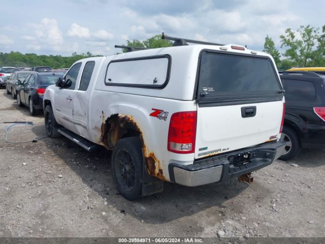 Photo 2 VIN: 1GTR2VE74CZ161973 - GMC SIERRA 