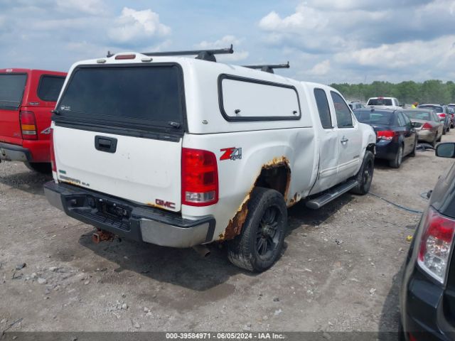 Photo 3 VIN: 1GTR2VE74CZ161973 - GMC SIERRA 