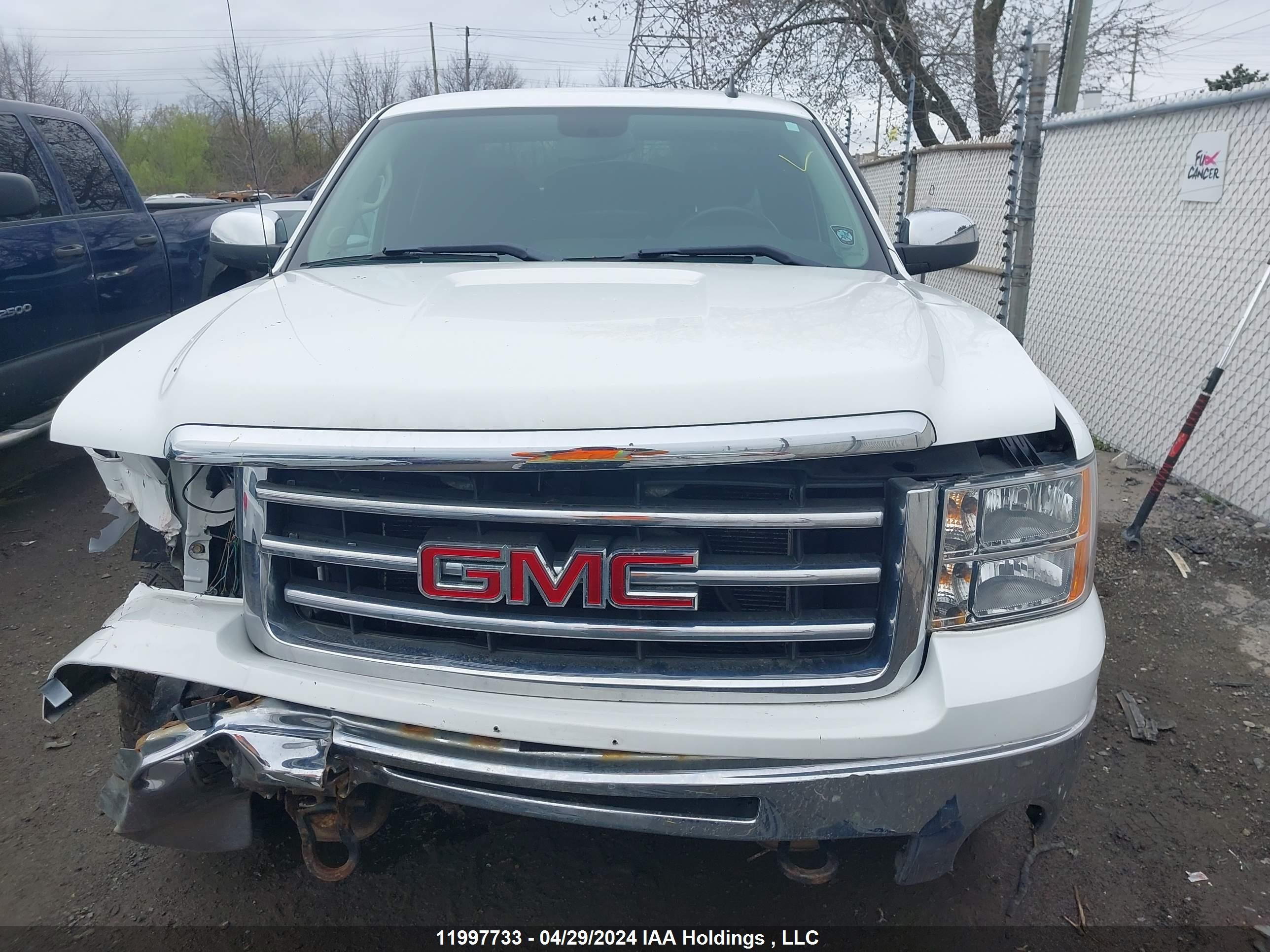 Photo 12 VIN: 1GTR2VE75CZ220058 - GMC SIERRA 