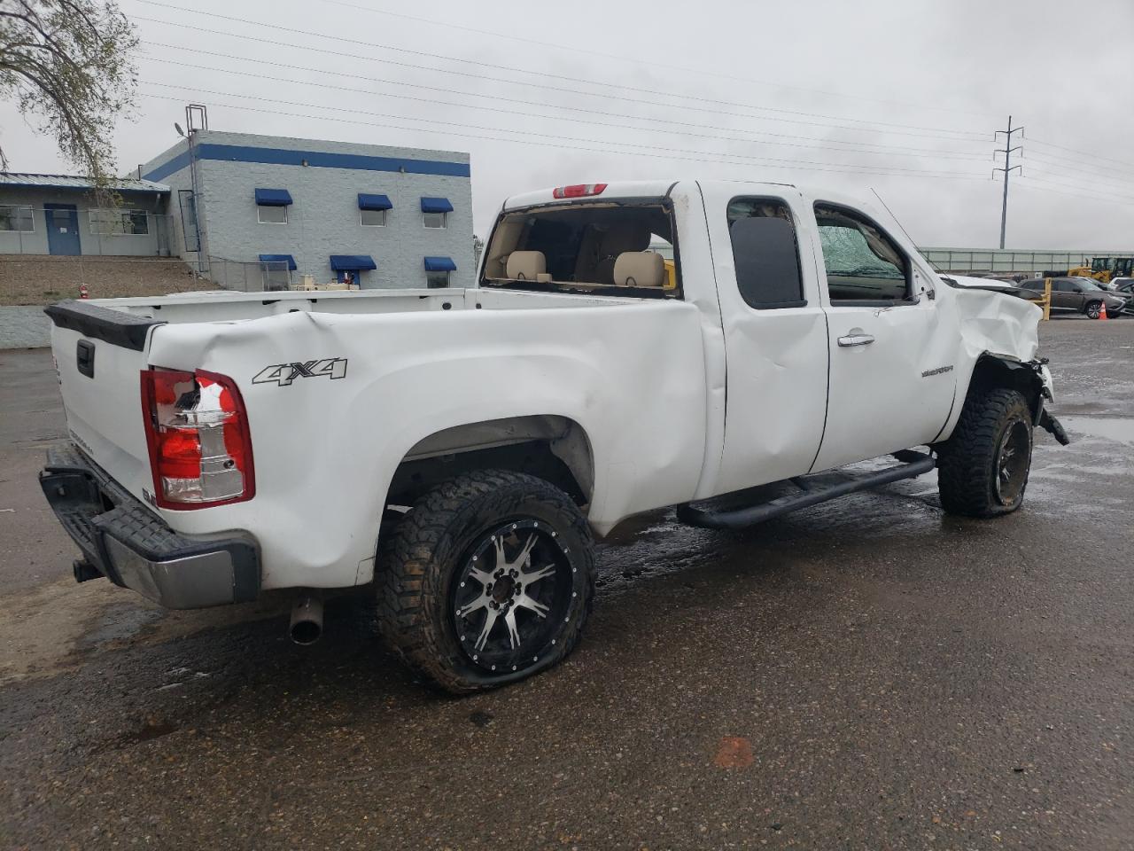 Photo 2 VIN: 1GTR2VE75DZ121094 - GMC SIERRA 