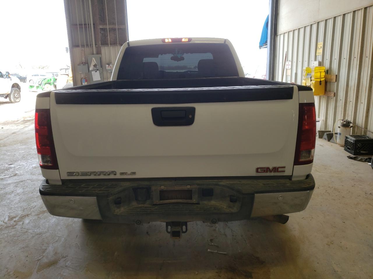 Photo 5 VIN: 1GTR2VE76DZ141032 - GMC SIERRA 