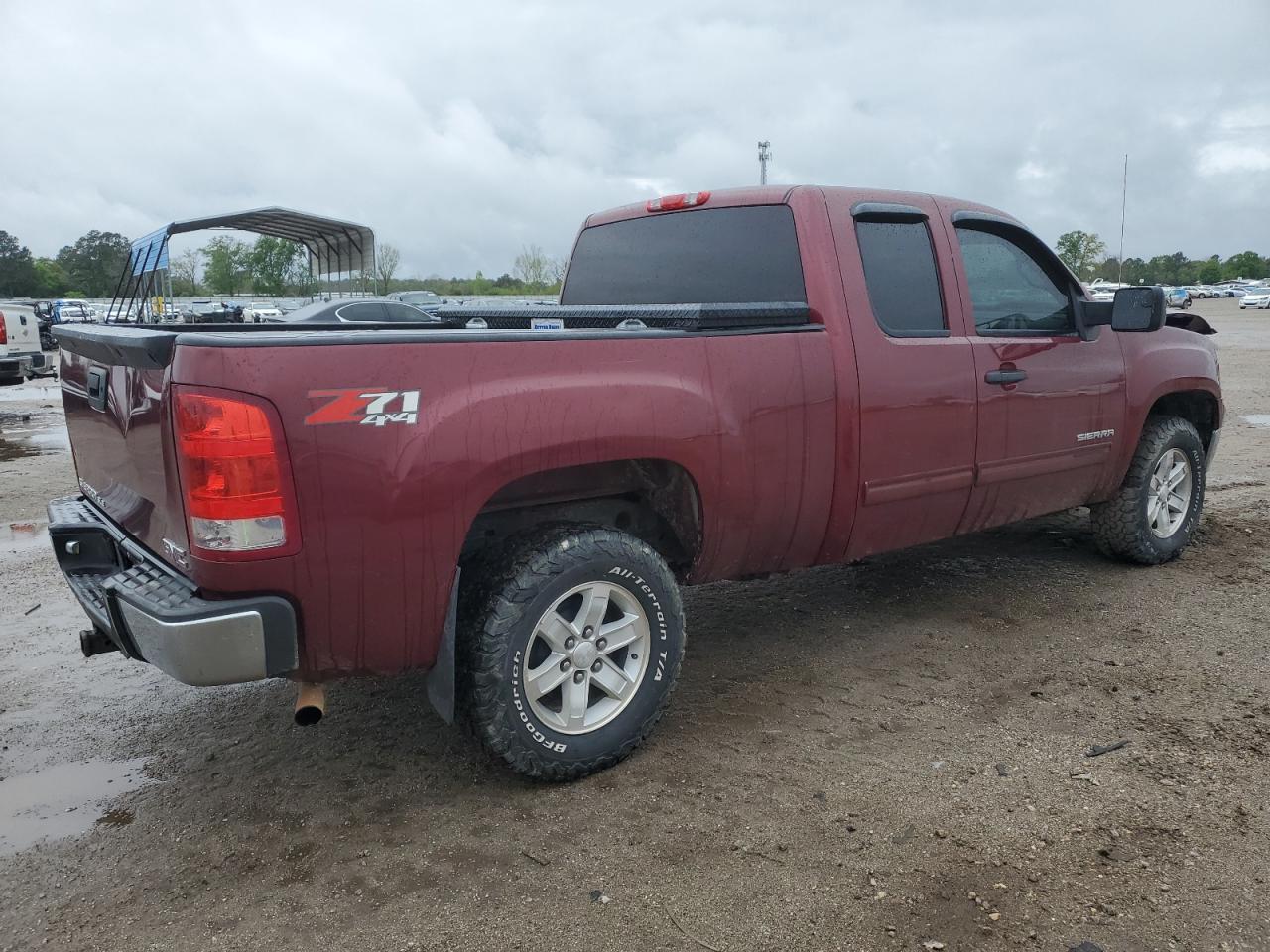 Photo 2 VIN: 1GTR2VE76DZ210589 - GMC SIERRA 