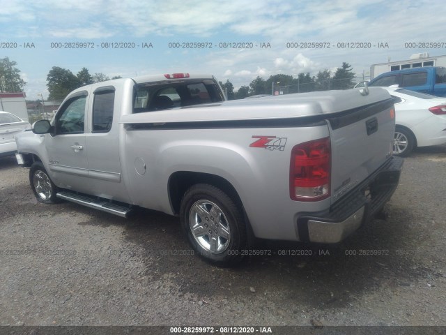 Photo 2 VIN: 1GTR2VE7XCZ140562 - GMC SIERRA 1500 