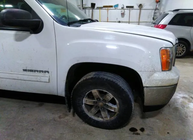 Photo 5 VIN: 1GTR2VE7XDZ288499 - GMC SIERRA 1500 