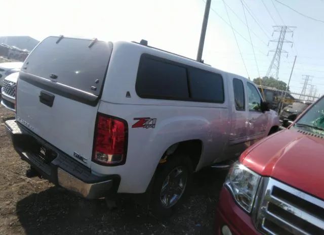 Photo 3 VIN: 1GTR2WE35BZ363187 - GMC SIERRA 1500 