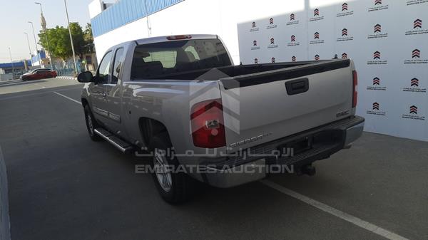 Photo 5 VIN: 1GTR2WE37BZ129570 - GMC SIERRA 