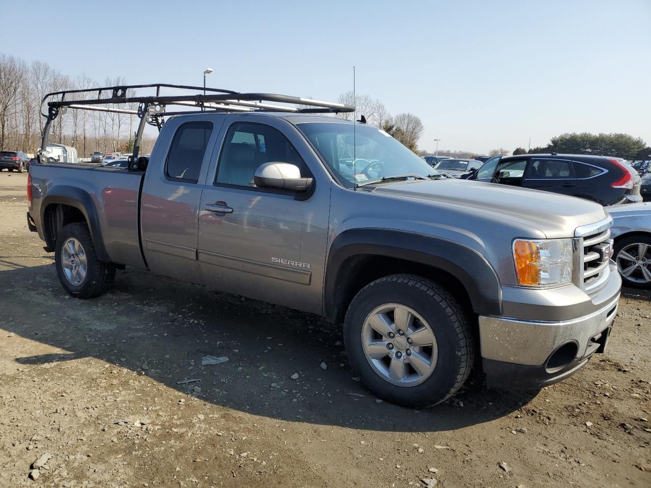 Photo 3 VIN: 1GTR2WE77DZ261394 - GMC SIERRA 