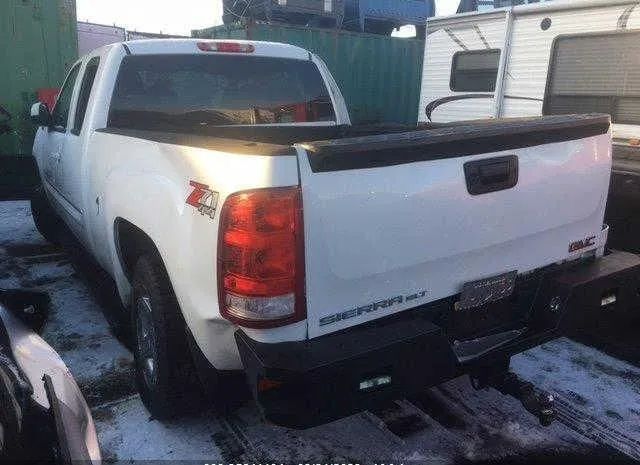 Photo 2 VIN: 1GTR2WE78DZ322171 - GMC SIERRA 