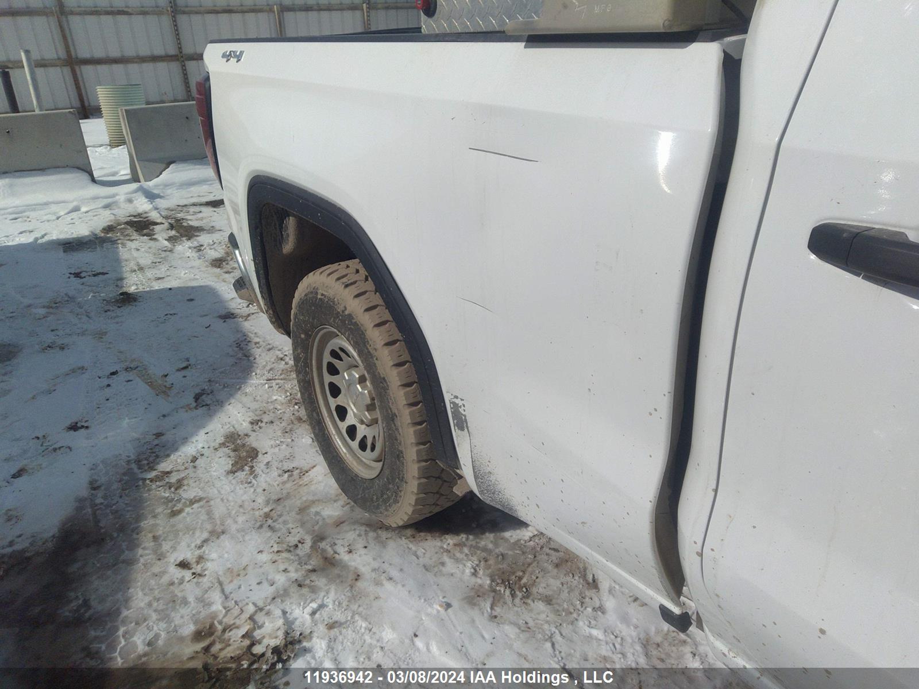 Photo 5 VIN: 1GTR9AEF4LZ230365 - GMC SIERRA 