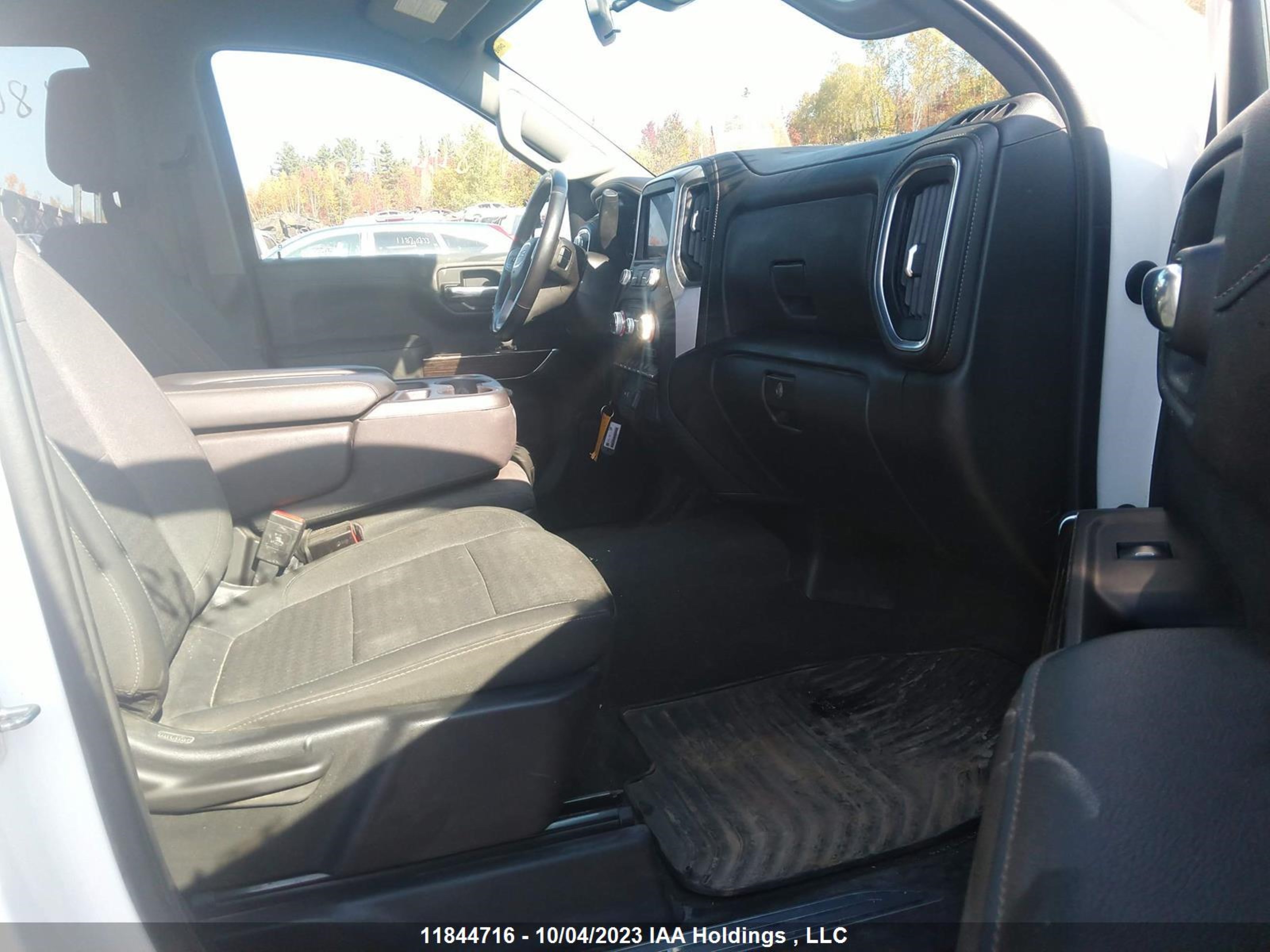 Photo 4 VIN: 1GTR9BED5MZ316869 - GMC SIERRA 