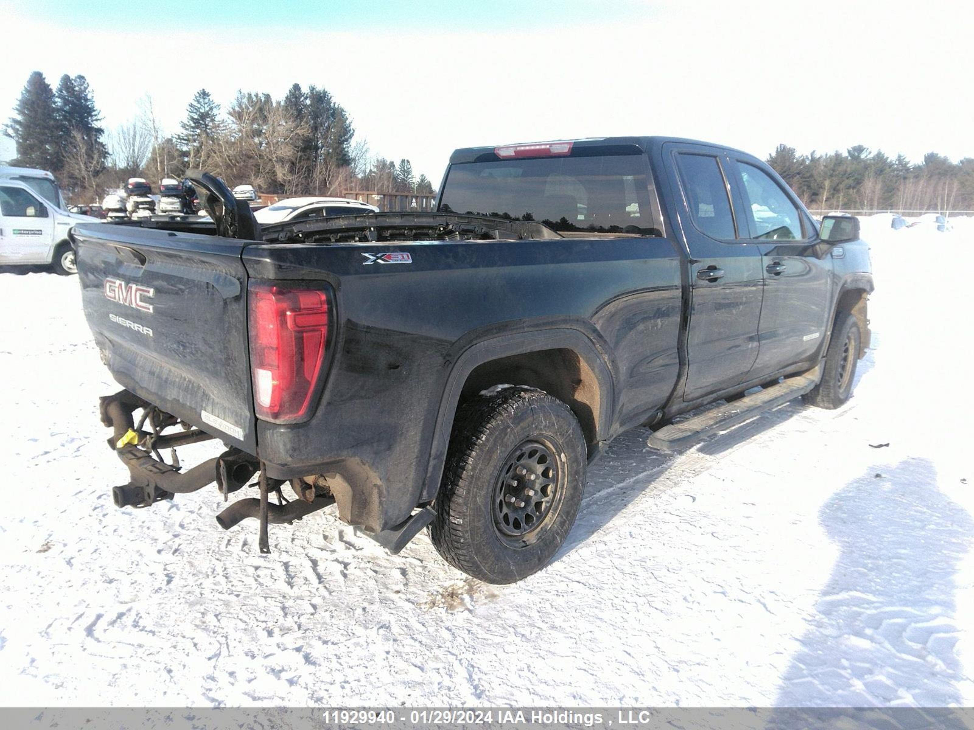 Photo 3 VIN: 1GTR9CED9KZ189918 - GMC SIERRA 