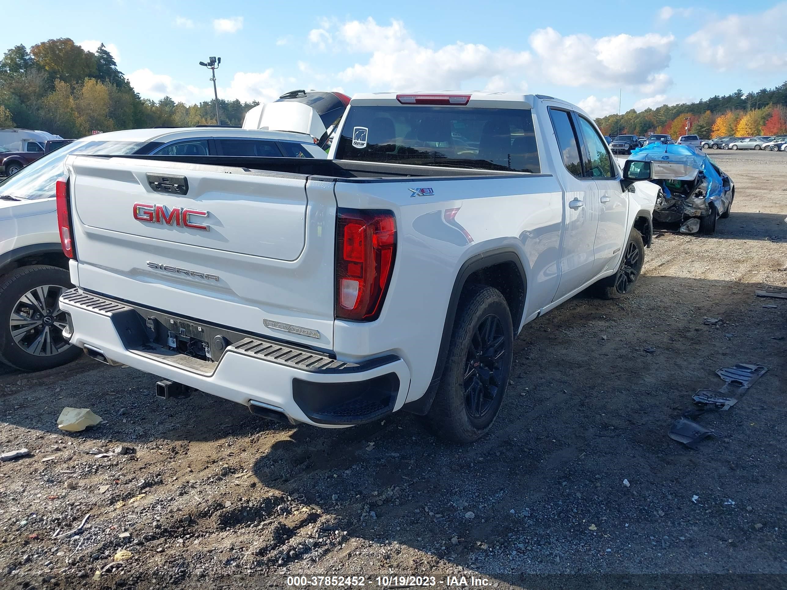 Photo 4 VIN: 1GTR9CED9MZ385361 - GMC SIERRA 