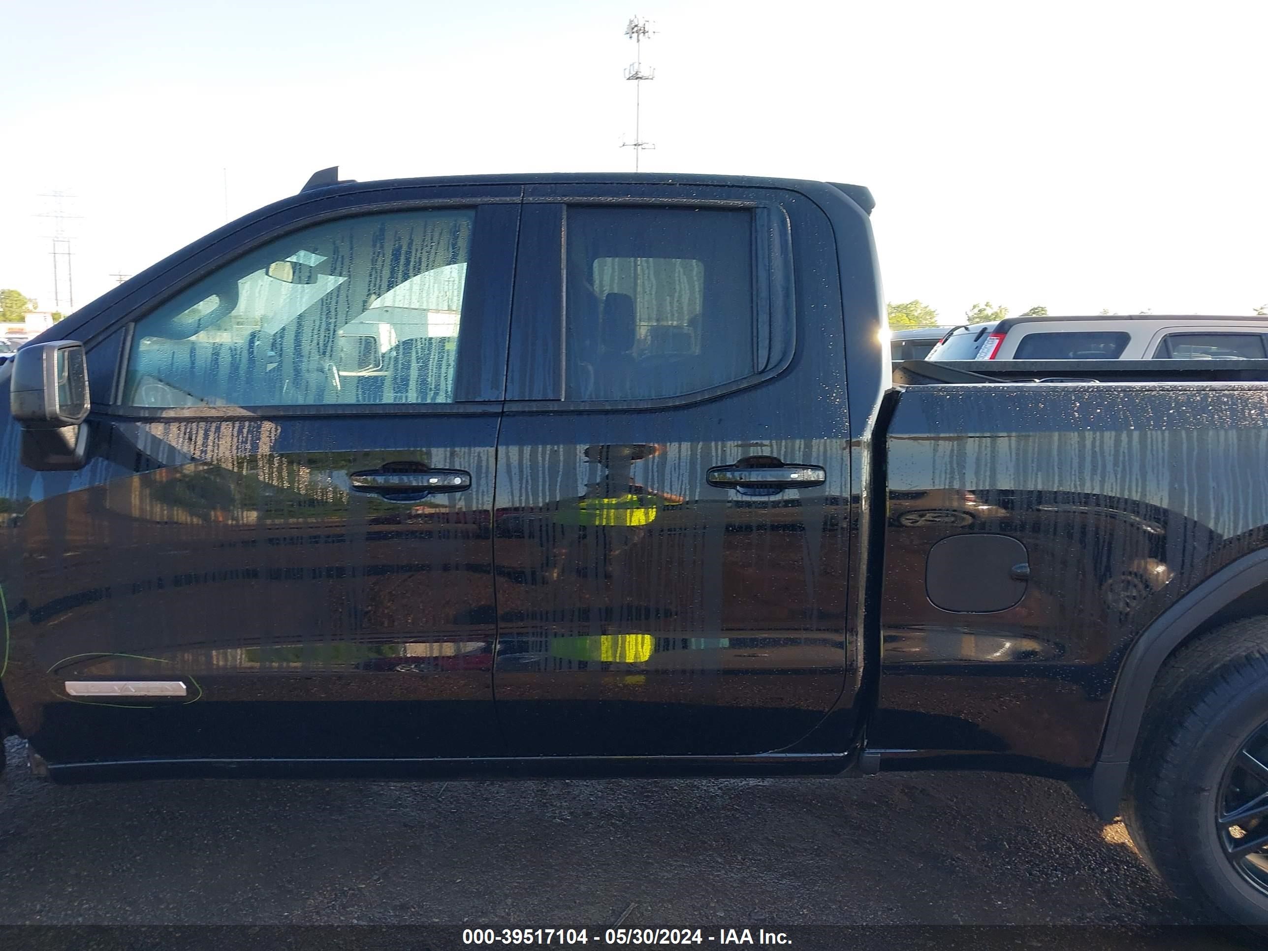 Photo 14 VIN: 1GTR9CEK9NZ225870 - GMC SIERRA 