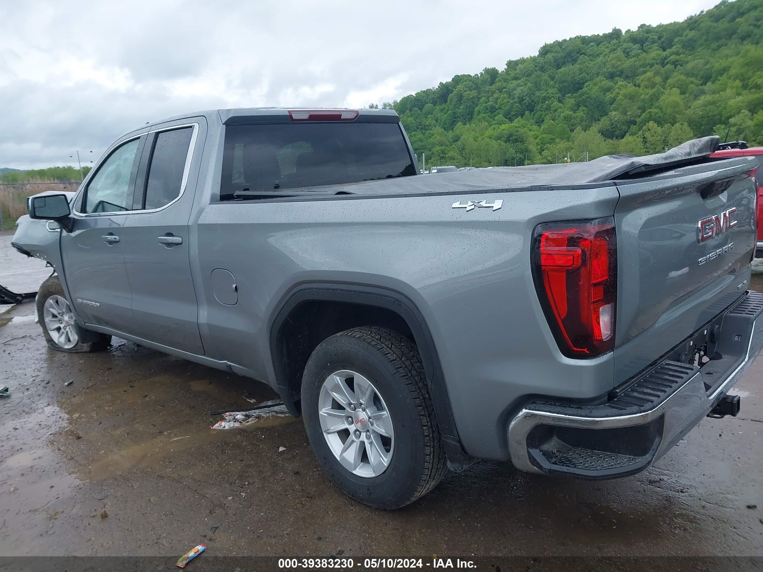 Photo 2 VIN: 1GTRUBEK8RZ299621 - GMC SIERRA 