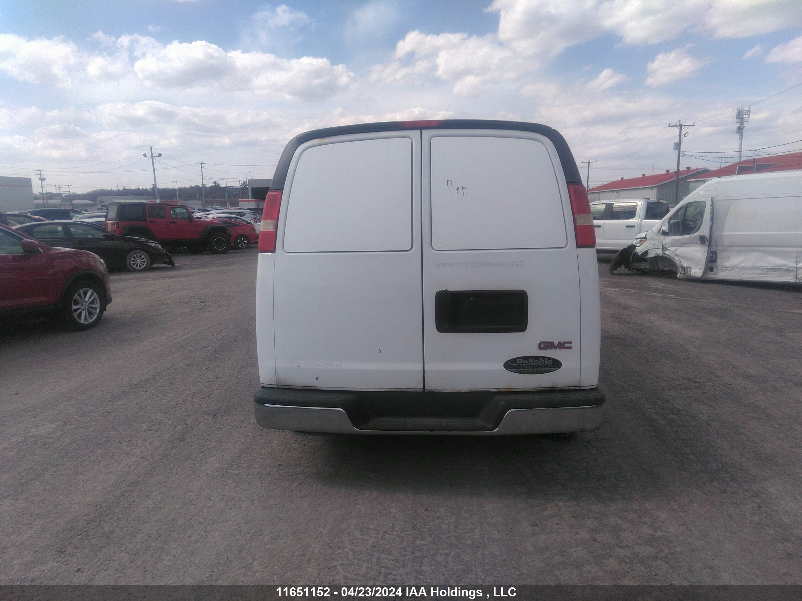 Photo 14 VIN: 1GTS7AFX7E1150476 - GMC SAVANA 