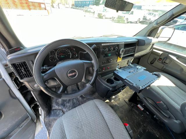 Photo 8 VIN: 1GTS8AF4XD1181318 - GMC SAVANA 